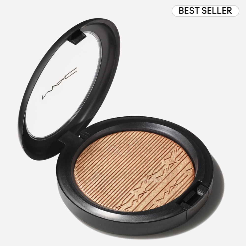 MAC Cosmetics Tan Bronzer for Contour Perfection